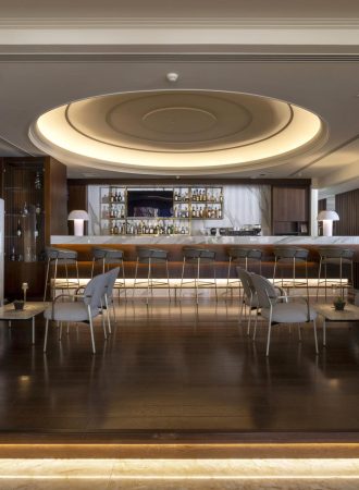 001_2M6A0534 lobby bar (Copy)